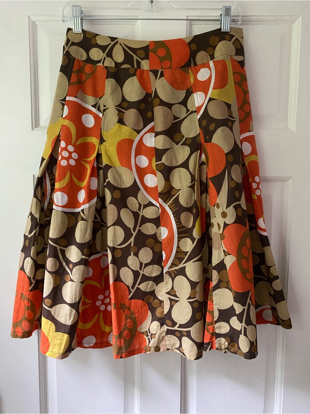 Retro Floral A-Line Bold Graphic Skirt. SZ 4. Hi End label. Well Made. Lined